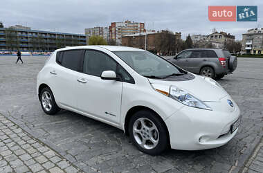 Хетчбек Nissan Leaf 2013 в Кременчуці