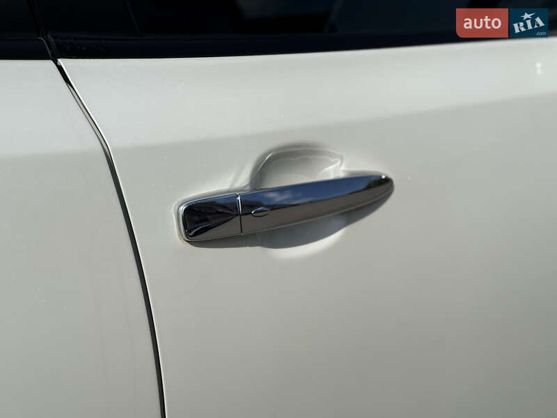 Хетчбек Nissan Leaf 2014 в Тернополі
