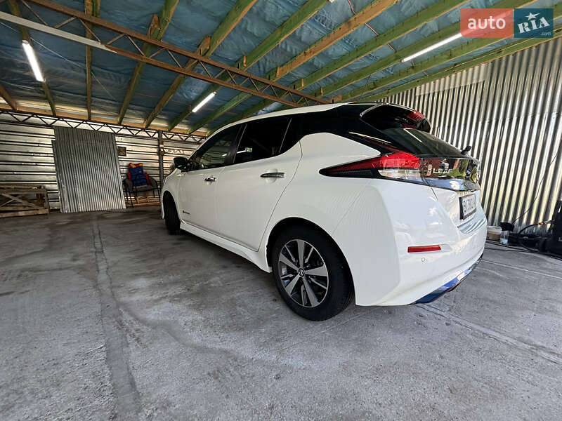 Хетчбек Nissan Leaf 2019 в Кобеляках