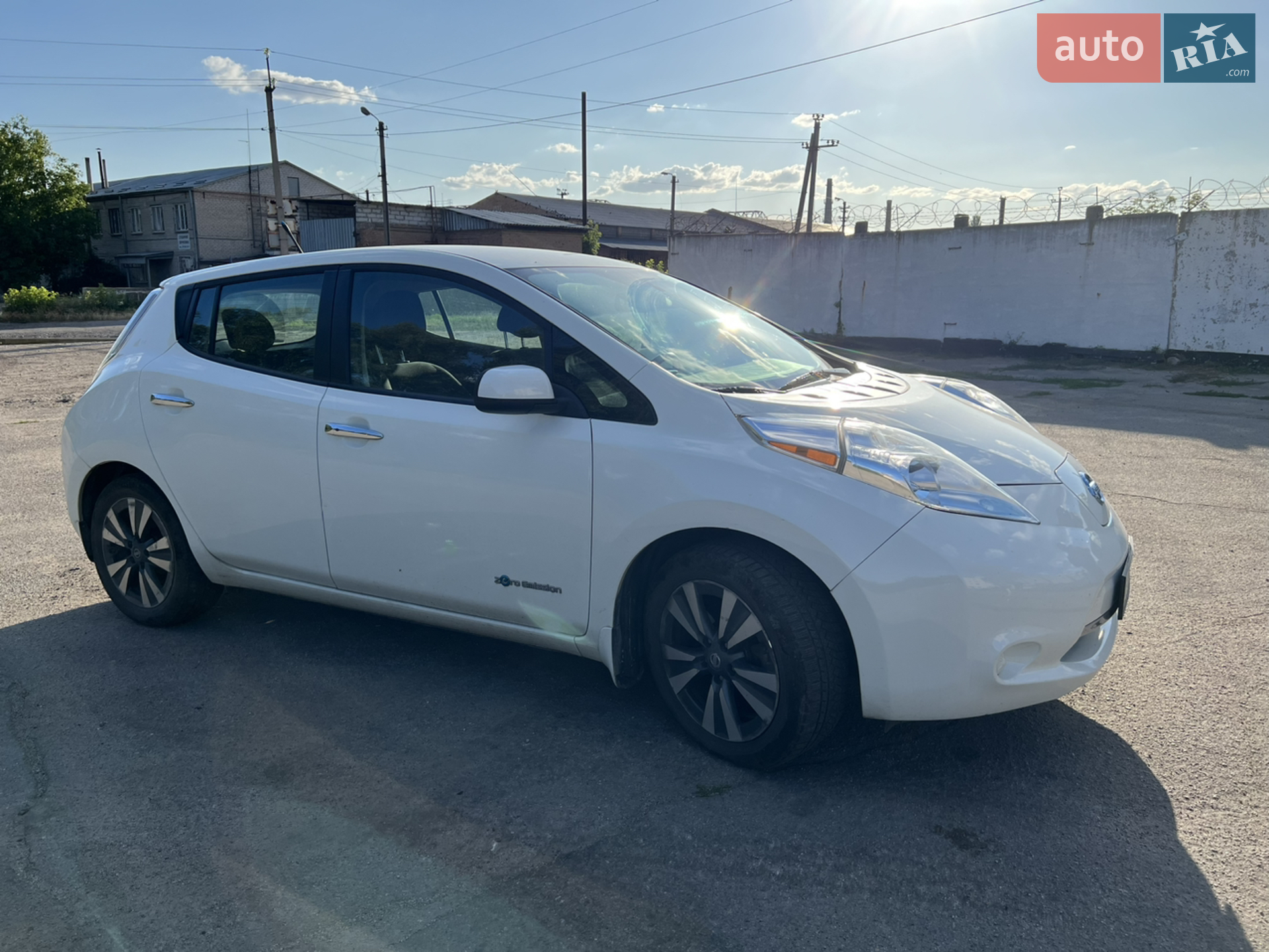 2016 Nissan Leaf - мініатюра 16