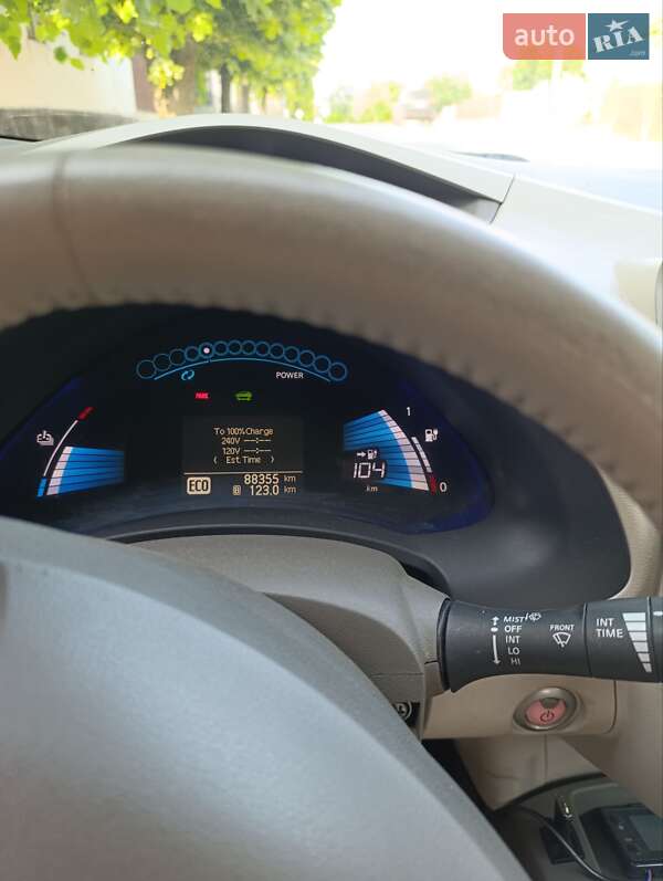 Хетчбек Nissan Leaf 2012 в Радомишлі фото 7 Хетчбек Nissan Leaf 2012 в Радомишлі