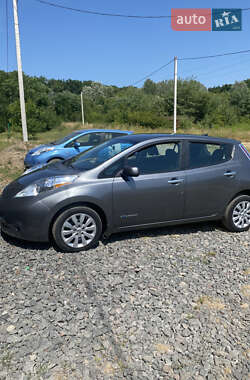 Хэтчбек Nissan Leaf 2014 в Ужгороде
