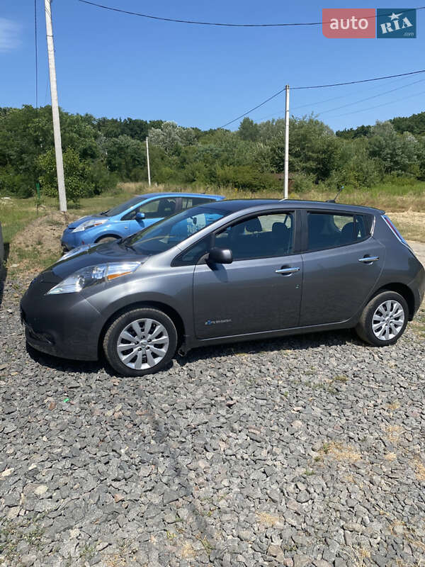 Nissan Leaf 2014