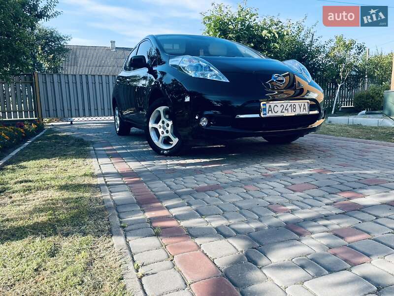 Хетчбек Nissan Leaf 2012 в Любомлі