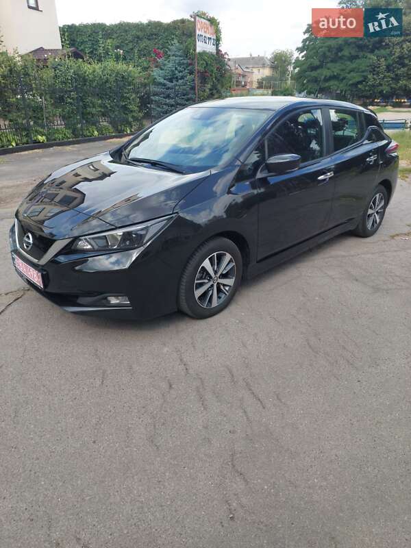 Хэтчбек Nissan Leaf 2022 в Виннице
