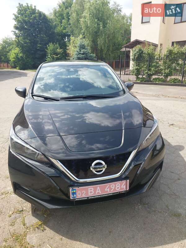 Хэтчбек Nissan Leaf 2022 в Виннице