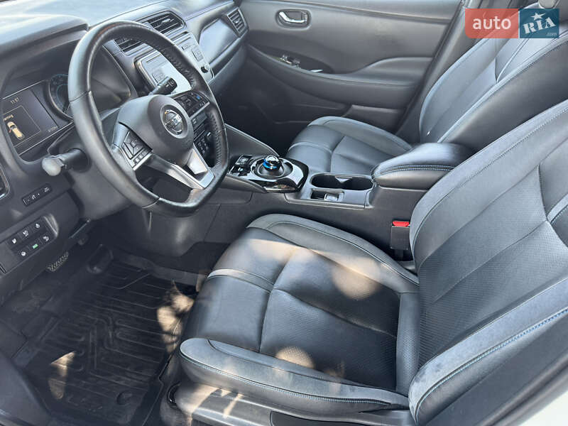 Хэтчбек Nissan Leaf 2018 в Одессе