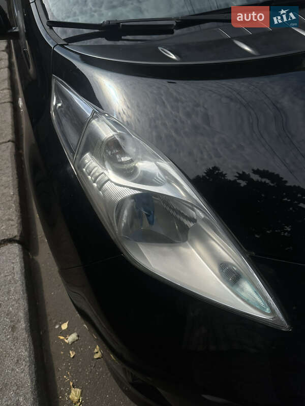 Хетчбек Nissan Leaf 2015 в Одесі фото 14 Хетчбек Nissan Leaf 2015 в Одесі