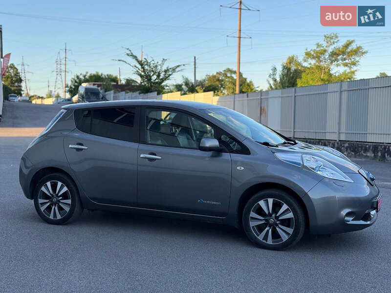 Хетчбек Nissan Leaf 2014 в Вінниці