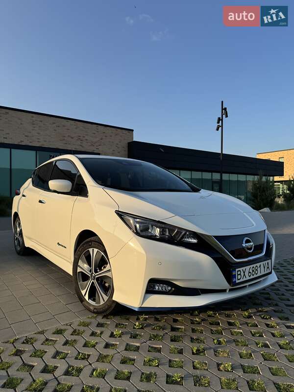 Хетчбек Nissan Leaf 2021 в Хмельницькому