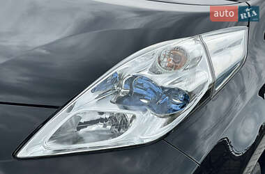 Хэтчбек Nissan Leaf 2015 в 
