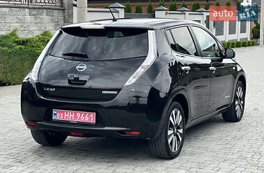 Хэтчбек Nissan Leaf 2015 в 