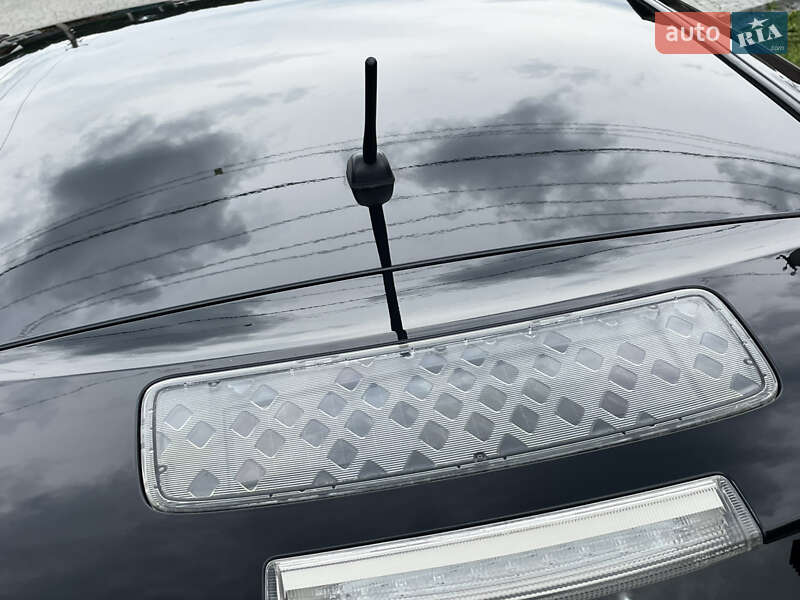 Хэтчбек Nissan Leaf 2015 в Ровно