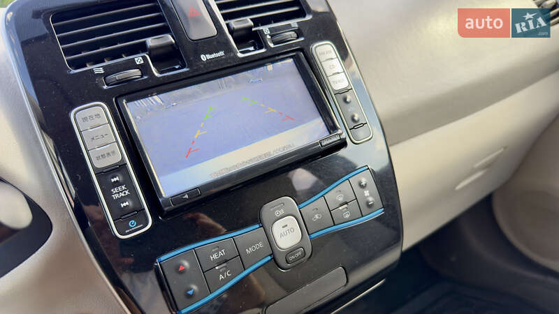 Хэтчбек Nissan Leaf 2013 в Черкассах