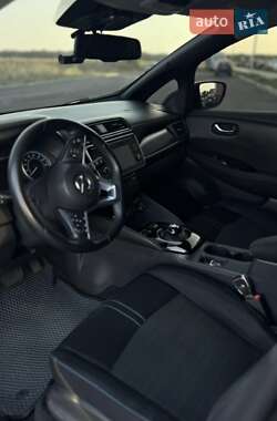 Хетчбек Nissan Leaf 2018 в Полтаві