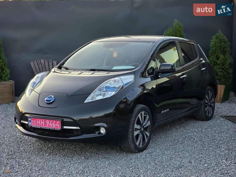 Хэтчбек Nissan Leaf 2015 в Тернополе