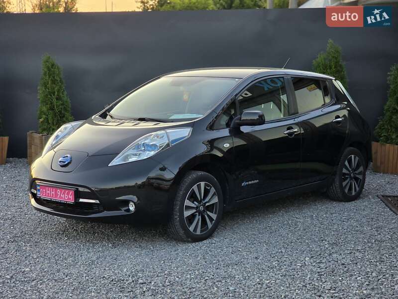 Хэтчбек Nissan Leaf 2015 в Тернополе