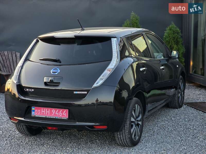 Хэтчбек Nissan Leaf 2015 в Тернополе