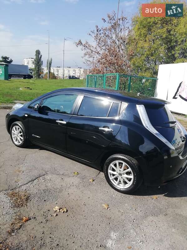 Хэтчбек Nissan Leaf 2014 в Харькове