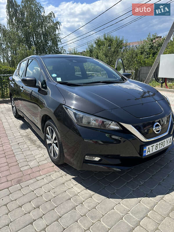 Хэтчбек Nissan Leaf 2019 в Ивано-Франковске