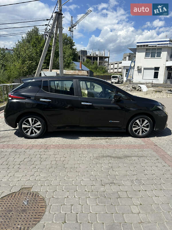 Хэтчбек Nissan Leaf 2019 в Ивано-Франковске