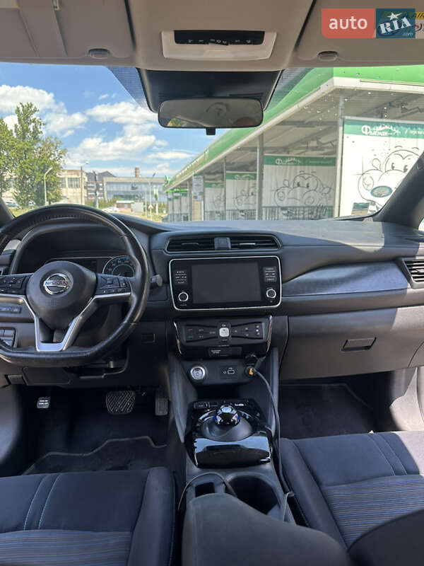 Хэтчбек Nissan Leaf 2019 в Ивано-Франковске