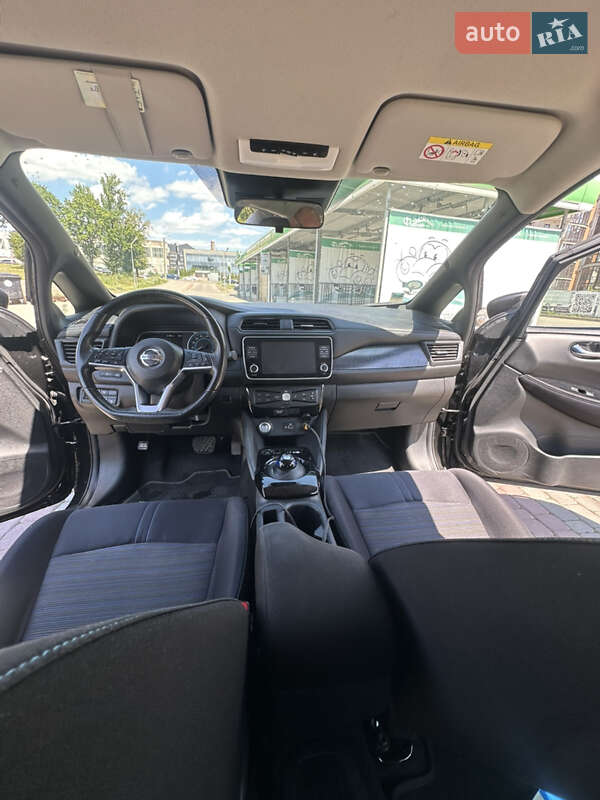 Хэтчбек Nissan Leaf 2019 в Ивано-Франковске
