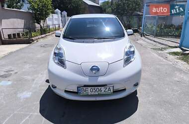 Хэтчбек Nissan Leaf 2016 в Николаеве