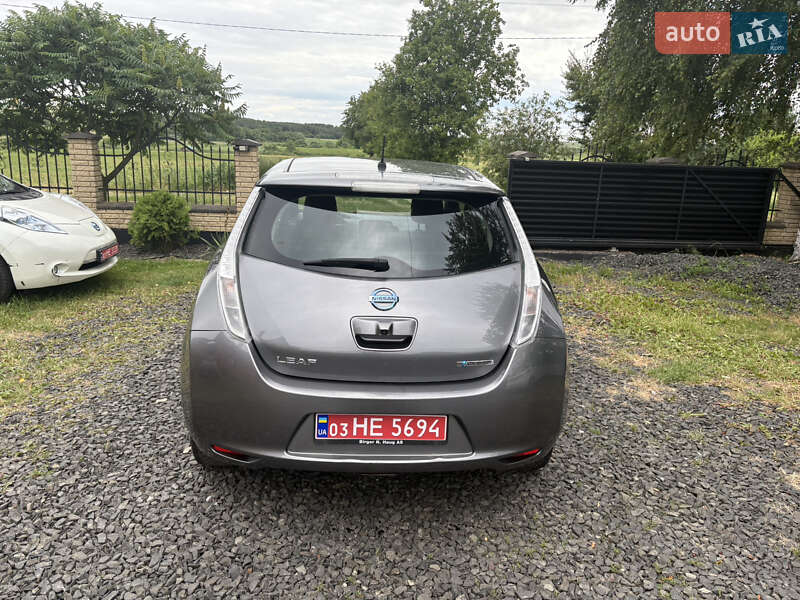 Хэтчбек Nissan Leaf 2014 в Луцке
