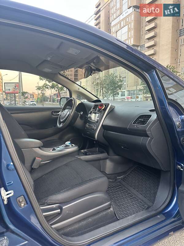Хэтчбек Nissan Leaf 2017 в Харькове