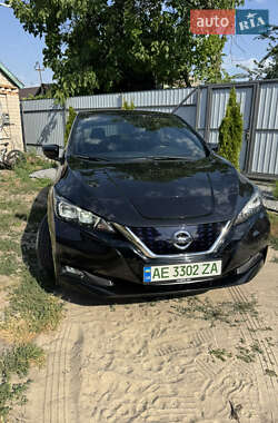 Хэтчбек Nissan Leaf 2019 в Днепре