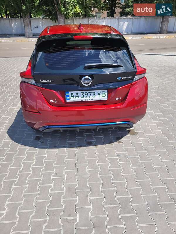 Хетчбек Nissan Leaf 2019 в Києві