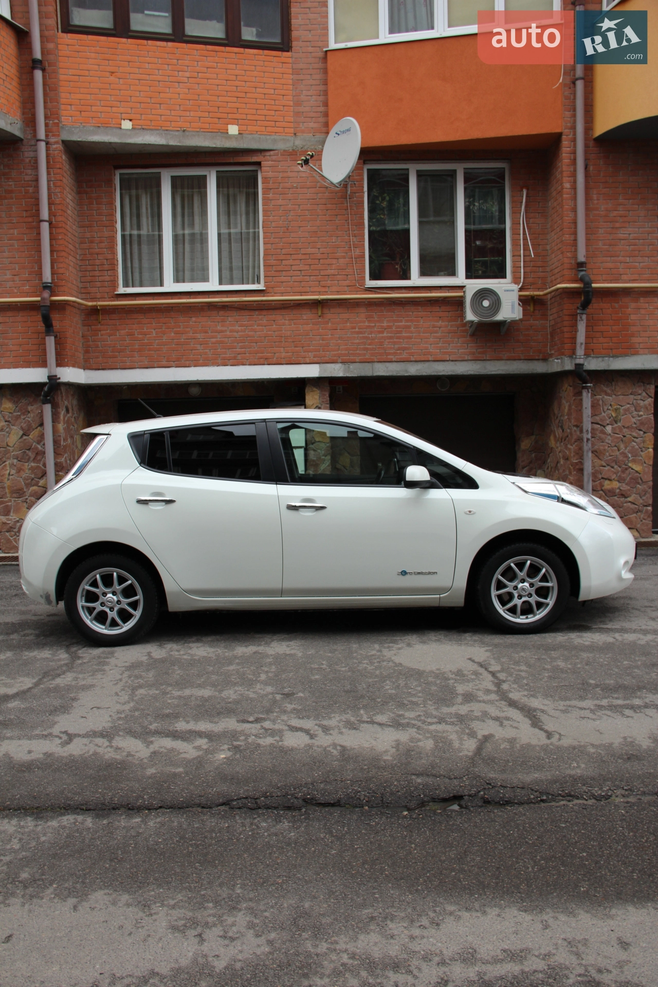2014 Nissan Leaf - мініатюра 3