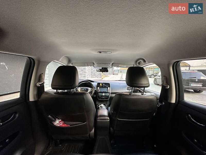 Хетчбек Nissan Leaf 2014 в Житомирі