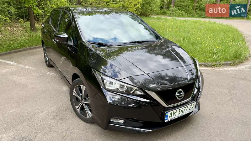 Хэтчбек Nissan Leaf 2019 в Житомире