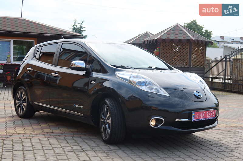 Хэтчбек Nissan Leaf 2013 в Самборе