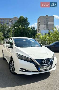 Хетчбек Nissan Leaf 2018 в Києві