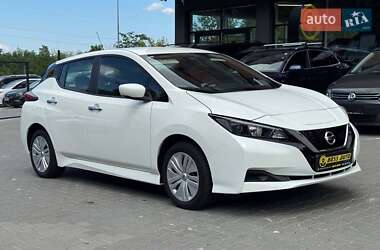 Хэтчбек Nissan Leaf 2022 в Черновцах
