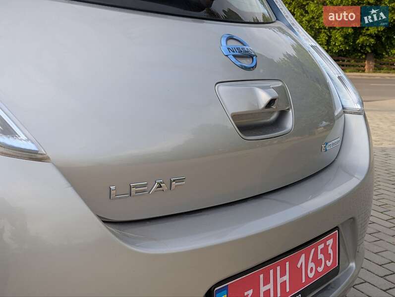 Хэтчбек Nissan Leaf 2013 в Дрогобыче