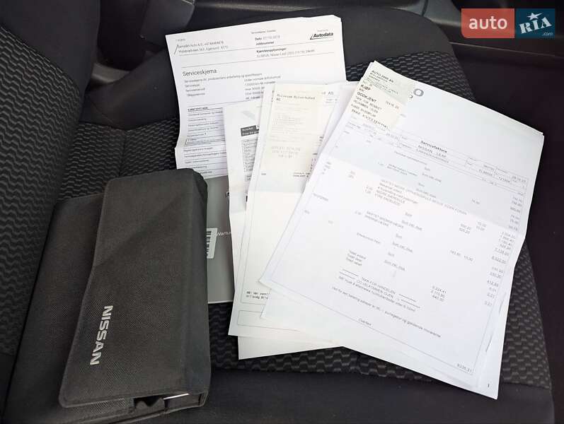 Хэтчбек Nissan Leaf 2013 в Дрогобыче