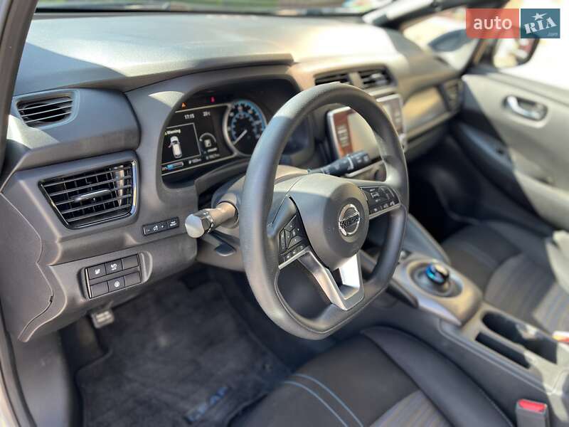 Хетчбек Nissan Leaf 2021 в Вінниці