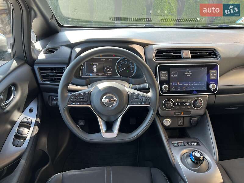 Хетчбек Nissan Leaf 2021 в Вінниці