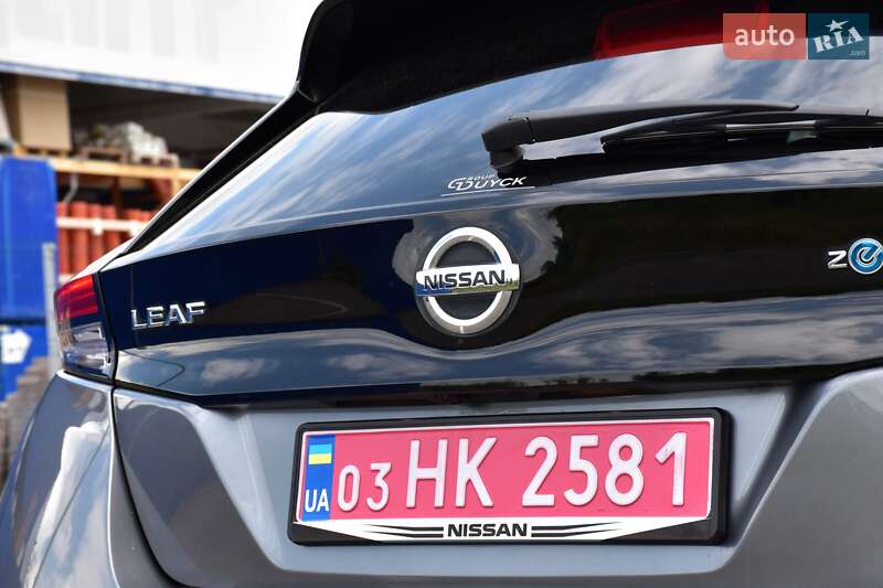 Хэтчбек Nissan Leaf 2018 в Дрогобыче