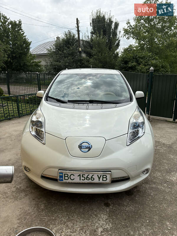 Хетчбек Nissan Leaf 2012 в Самборі фото 2 Хетчбек Nissan Leaf 2012 в Самборі