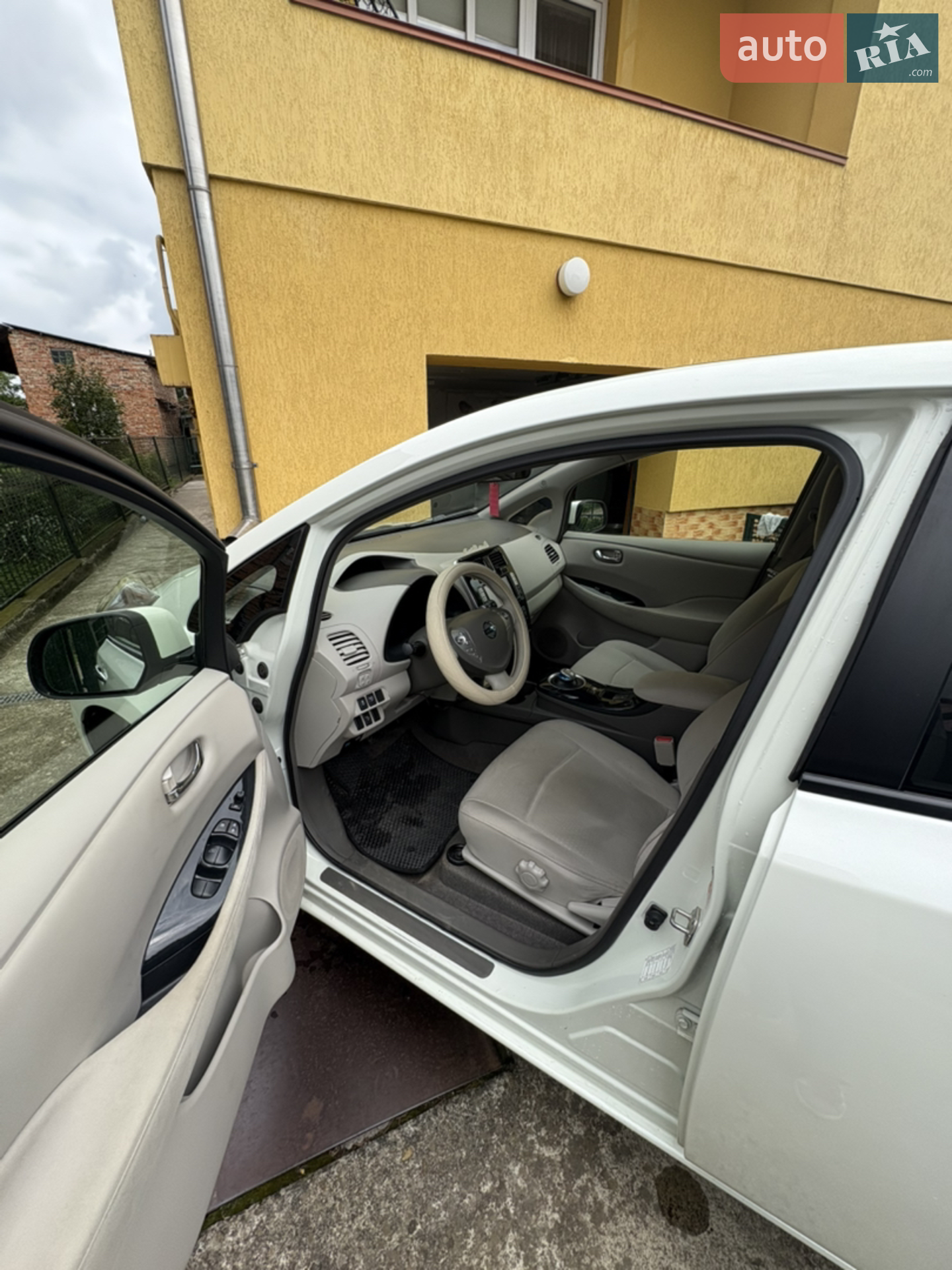 2012 Nissan Leaf - мініатюра 8