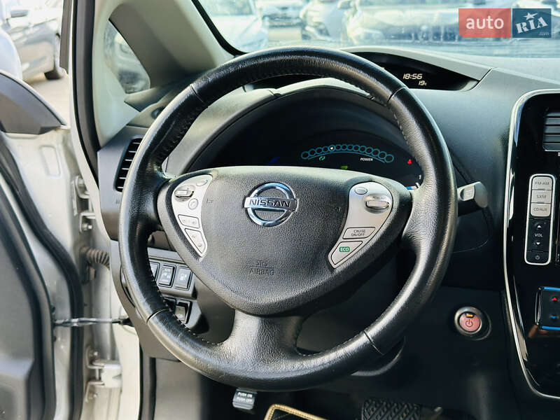 Хэтчбек Nissan Leaf 2015 в Харькове фото 21 Хэтчбек Nissan Leaf 2015 в Харькове