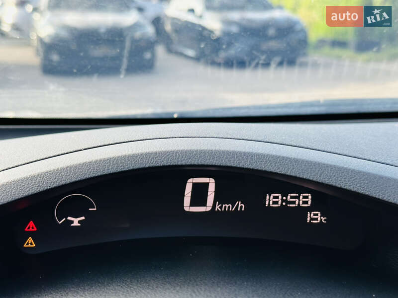 Хэтчбек Nissan Leaf 2015 в Харькове фото 31 Хэтчбек Nissan Leaf 2015 в Харькове