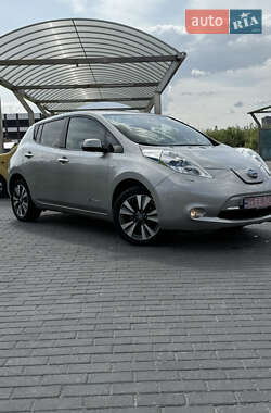 Хетчбек Nissan Leaf 2014 в Луцьку