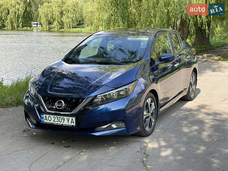 Хэтчбек Nissan Leaf 2021 в Ровно