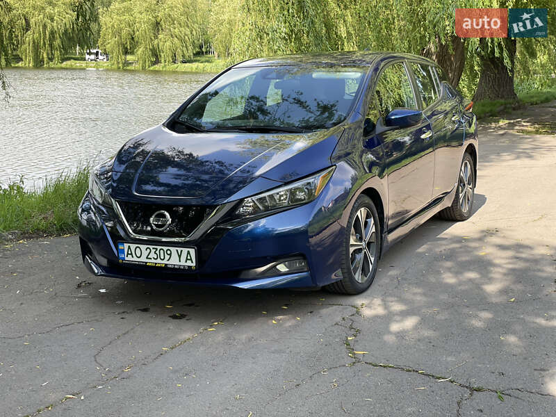 Хэтчбек Nissan Leaf 2021 в Ровно